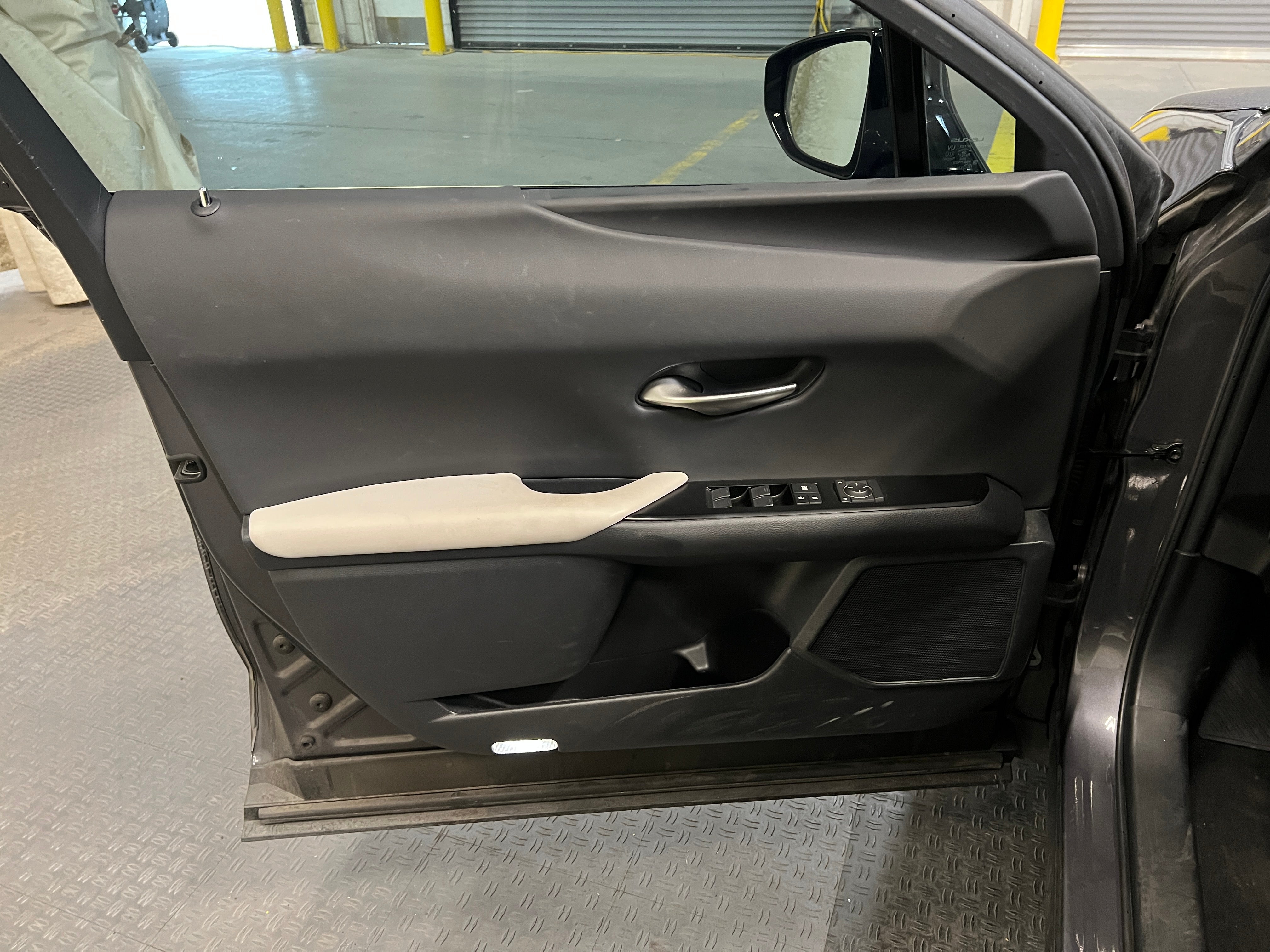 lexus ux hybrid 2022 JTHX9JBHXN2057510 image lexus ux hybrid 2022 JTHX9JBHXN2057510 image